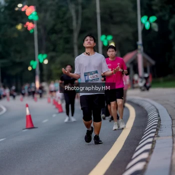 Runner Photo 3786355