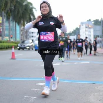 Runner Photo 3786381