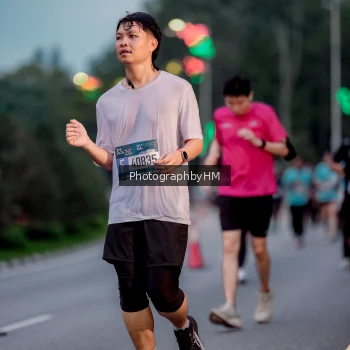 Runner Photo 3786385