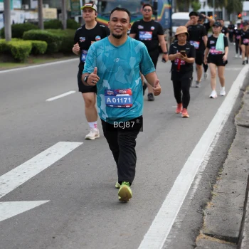 Runner Photo 3786411