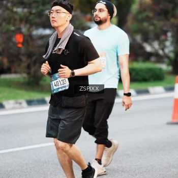 Runner Photo 3786420
