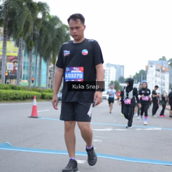 Runner Photo 3786425