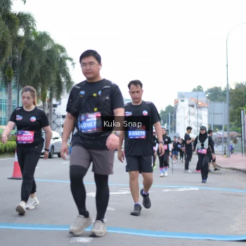 Runner Photo 3786434