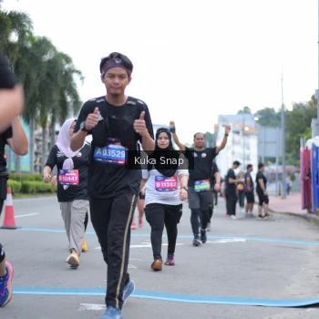 Runner Photo 3786464