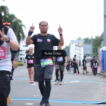 Runner Photo 3786476