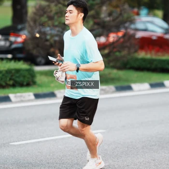 Runner Photo 3786487