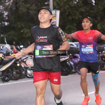 Runner Photo 3786501