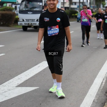 Runner Photo 3786555