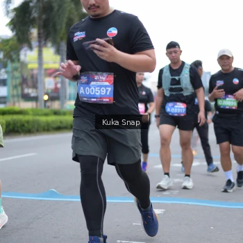 Runner Photo 3786556