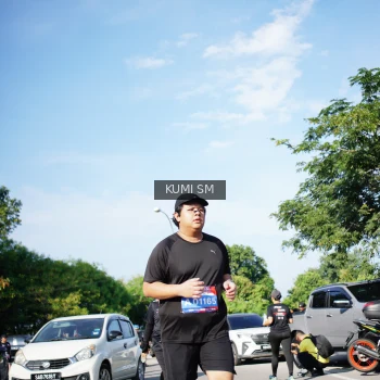 Runner Photo 3786615