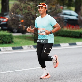 Runner Photo 3786636