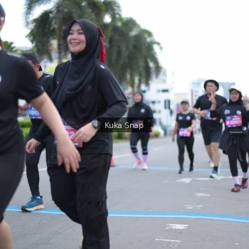 Runner Photo 3786655