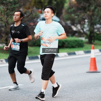 Runner Photo 3786656