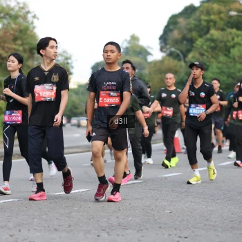 Runner Photo 3786657