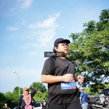 Runner Photo 3786665
