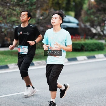 Runner Photo 3786673