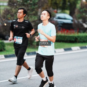Runner Photo 3786683