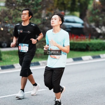 Runner Photo 3786696