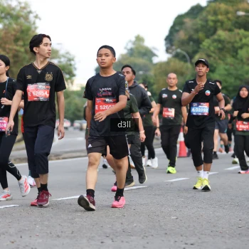 Runner Photo 3786717