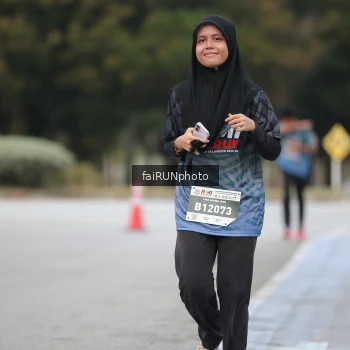 Runner Photo 3786759