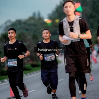 Runner Photo 3786796