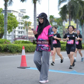 Runner Photo 3786867