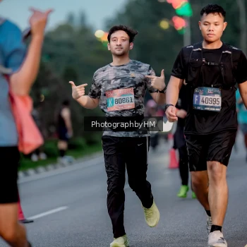 Runner Photo 3786907