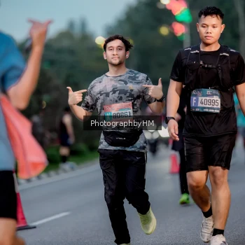 Runner Photo 3786919