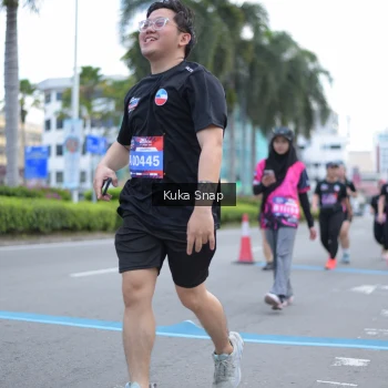 Runner Photo 3786922