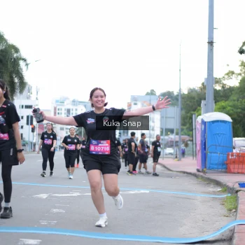 Runner Photo 3787012