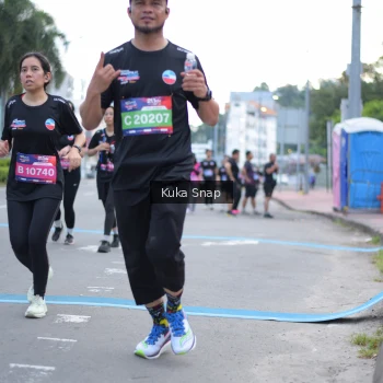 Runner Photo 3787014