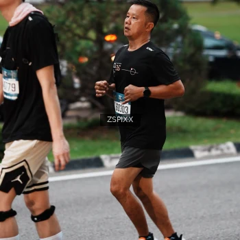 Runner Photo 3787081