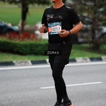 Runner Photo 3787175