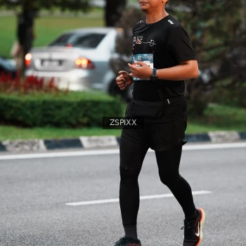 Runner Photo 3787178