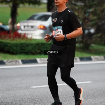Runner Photo 3787190