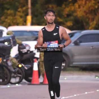 Runner Photo 3787200