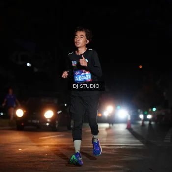 Runner Photo 3787215