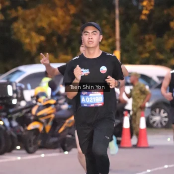 Runner Photo 3787313