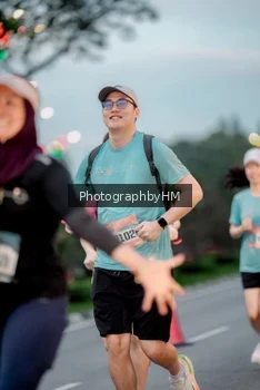 Runner Photo 3787378