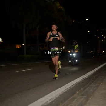 Runner Photo 3787400