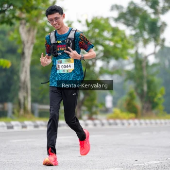 Runner Photo 3787406
