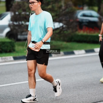 Runner Photo 3787500