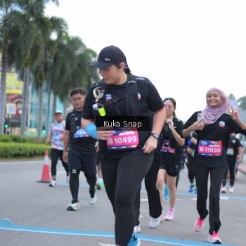 Runner Photo 3787554