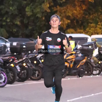 Runner Photo 3787558