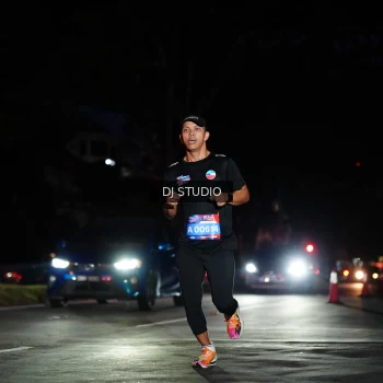 Runner Photo 3787575