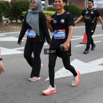 Runner Photo 3787594