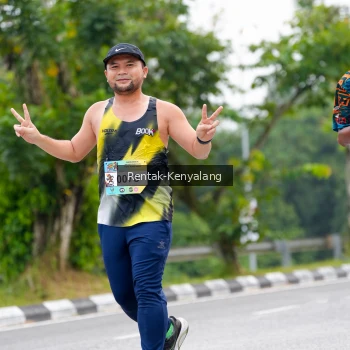 Runner Photo 3787621