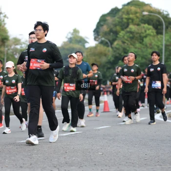 Runner Photo 3787685