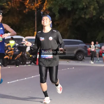 Runner Photo 3787711