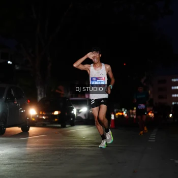 Runner Photo 3787885
